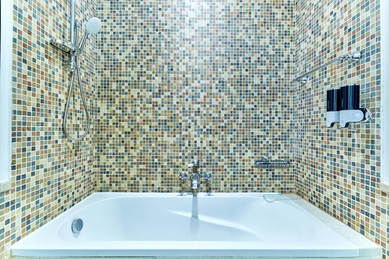 Golden Homes Old Town 1br Reehan -01 Minipalais Beside Burjh & Mall Downtown Dubai